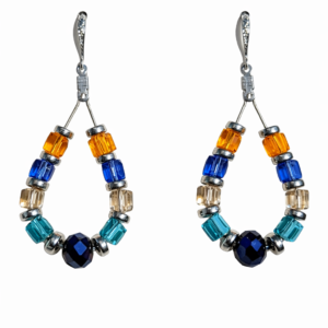 Farbenfrohe Hoops im geometrischen Design
