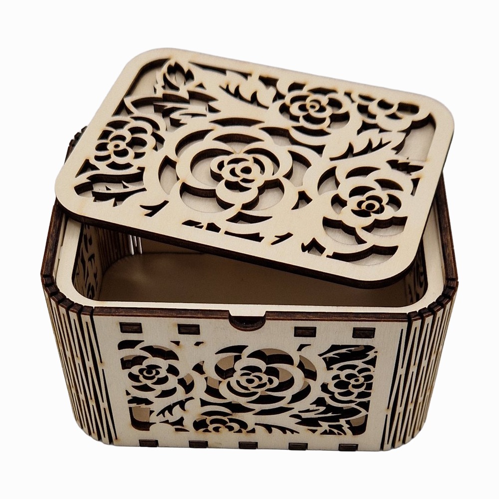 Holzbox mit Rosendeckel, feines Blumenmuster (Ansicht 3)
