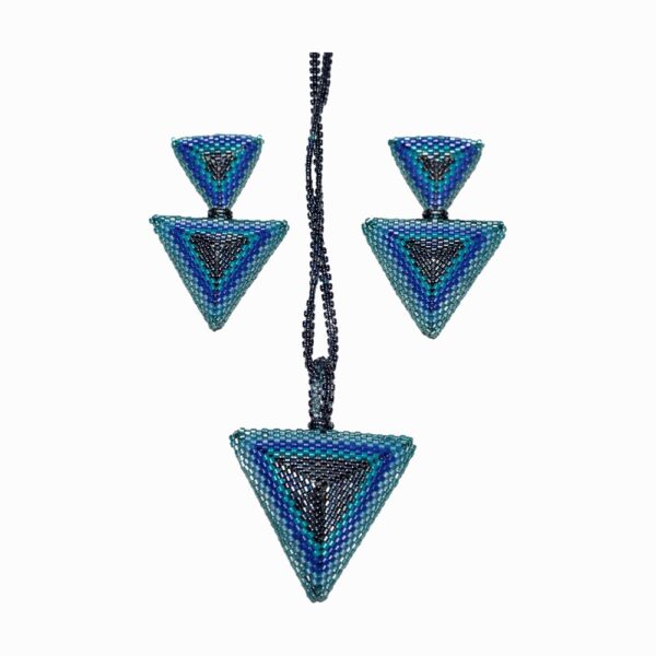 SET: Ohrschmuck, Kette und Ring · N° 036